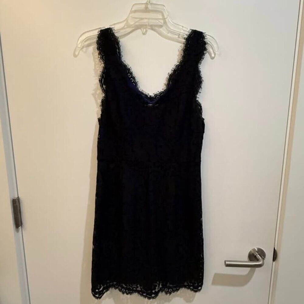 Joie Black Lace V-Neck Sleeveless Mini Dress Size M Cocktail Date Night LBD - Picture 5 of 11